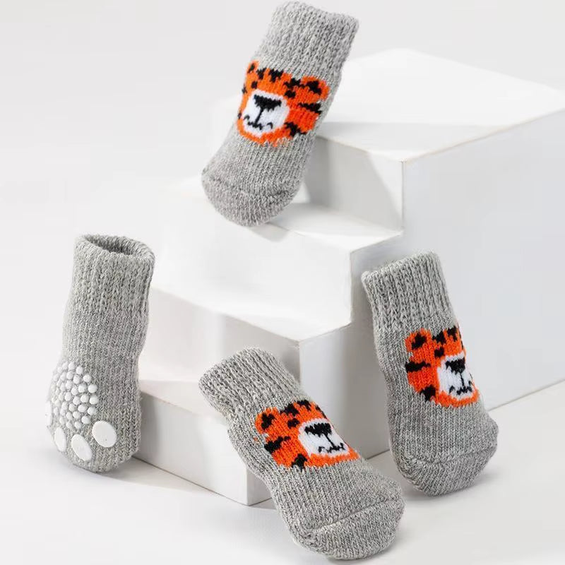 Christmas Cute Dog Knitted Socks for Small Dogs Cat Shoes Chihuahua Boots for Winter Warm Indoor Wear Slip on Paw Protector
